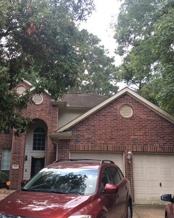 Roofing Contractor in The Woodlands, TX